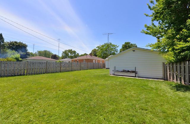 3815 17th AVENUE, Kenosha, WI 53140