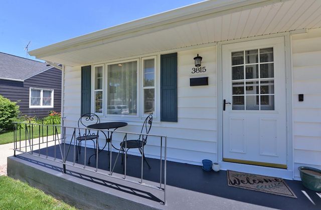 3815 17th AVENUE, Kenosha, WI 53140