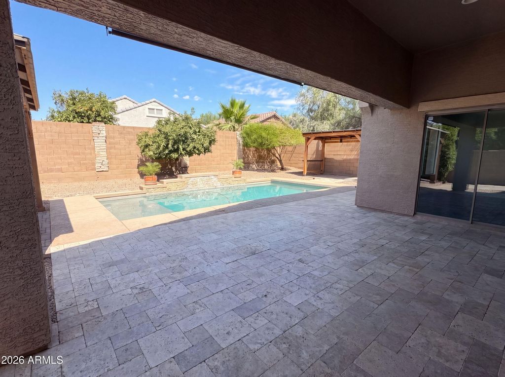 13442 N 177TH Drive, Surprise, AZ 85388 — photo 5