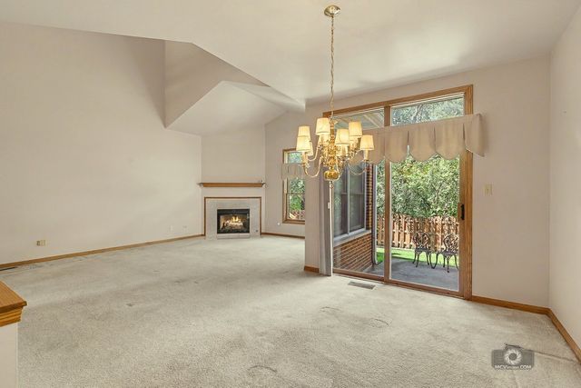 5122 Tomcin Trail, Oak Lawn, IL 60453