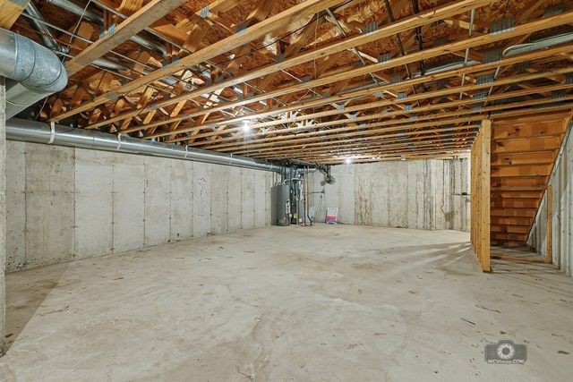 5122 Tomcin Trail, Oak Lawn, IL 60453