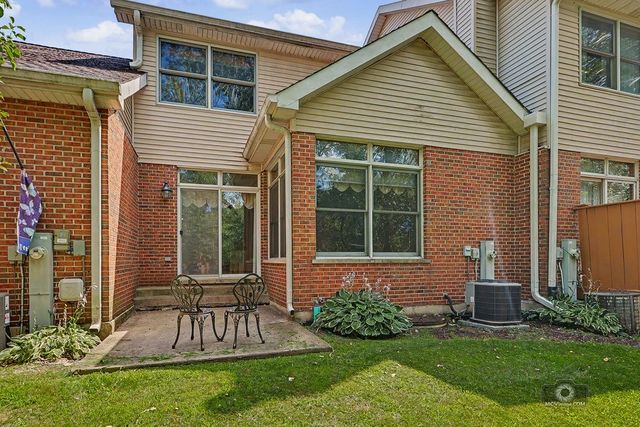 5122 Tomcin Trail, Oak Lawn, IL 60453