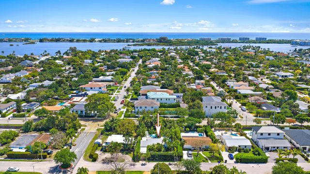 7704 Martin Avenue, West Palm Beach, FL 33405