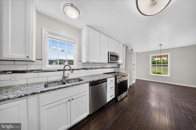 215 TINA MARIE LN, Smyrna, DE 19977