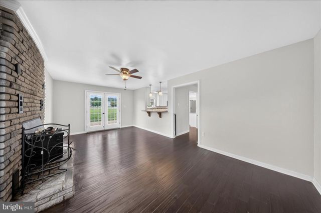 215 TINA MARIE LN, Smyrna, DE 19977