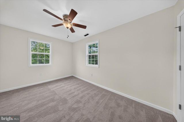 215 TINA MARIE LN, Smyrna, DE 19977