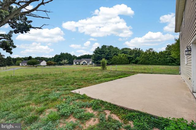 215 TINA MARIE LN, Smyrna, DE 19977