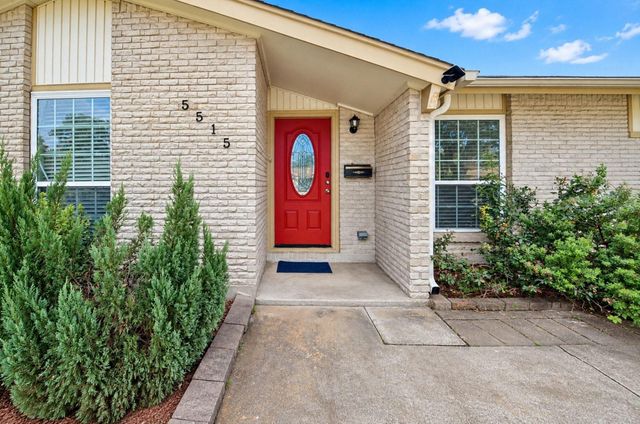 5515 Saxon Drive, Houston, TX 77092