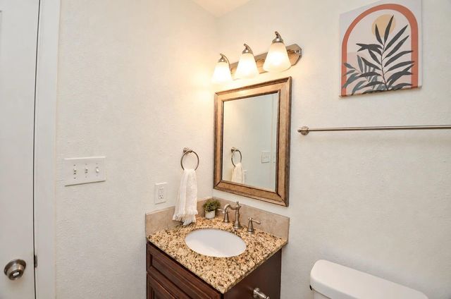 5515 Saxon Drive, Houston, TX 77092