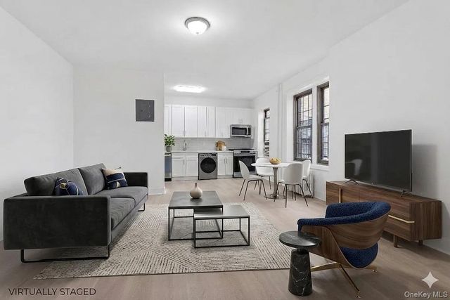 1100 Grand 6K, Bronx, NY 10456