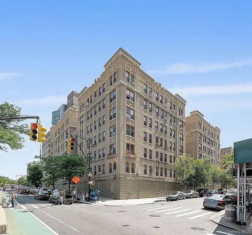 1100 Grand 6K, Bronx, NY 10456