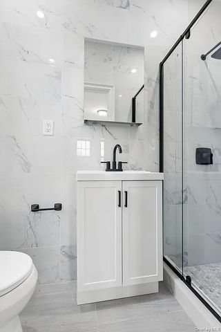 1100 Grand 6K, Bronx, NY 10456