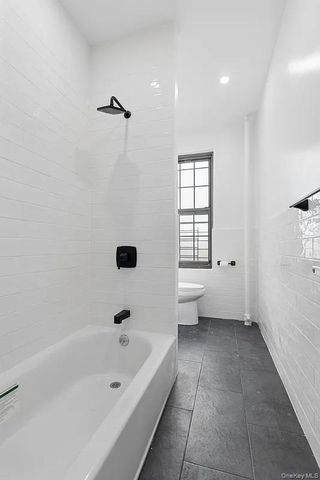1100 Grand 6K, Bronx, NY 10456