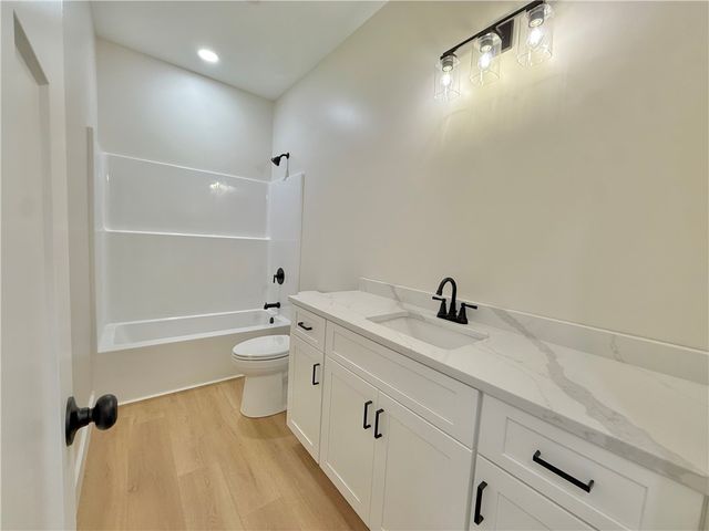 3154 Spiker Ln, Neshannock Twp, PA 16105