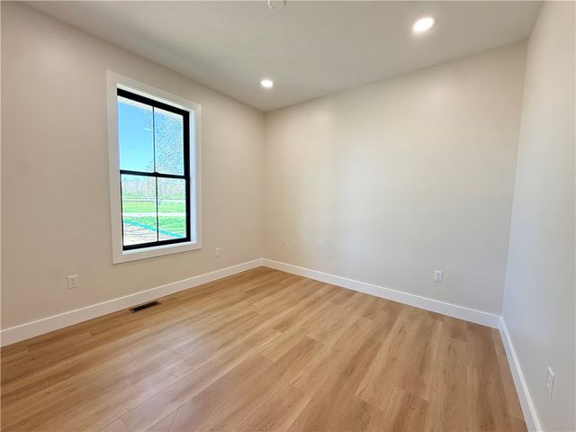 3154 Spiker Ln, Neshannock Twp, PA 16105