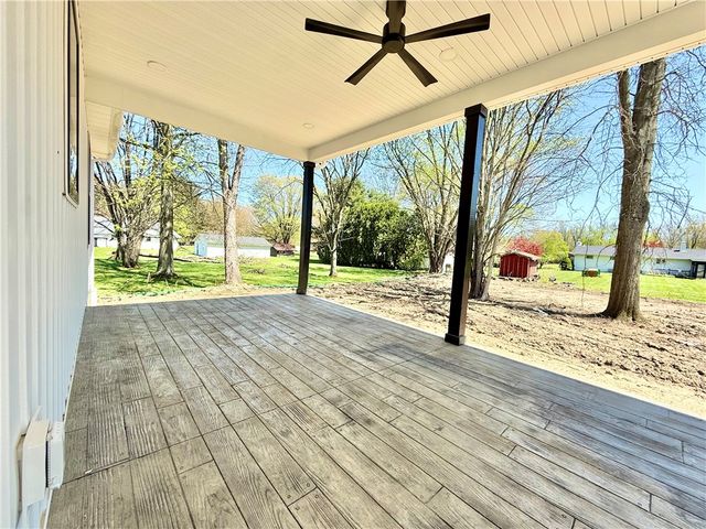 3154 Spiker Ln, Neshannock Twp, PA 16105
