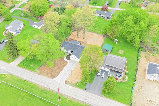 3154 Spiker Ln, Neshannock Twp, PA 16105