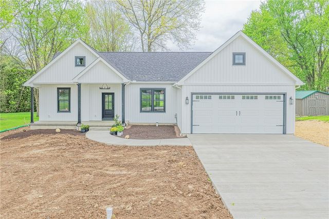 3154 Spiker Ln, Neshannock Twp, PA 16105