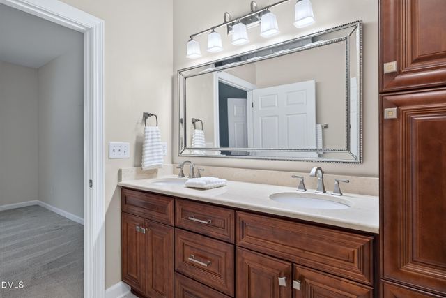 1641 Shepherds Glade Drive, Apex, NC 27523