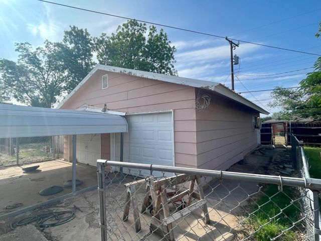 1918 42nd Street, Lubbock, TX 79412