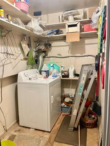 1918 42nd Street, Lubbock, TX 79412