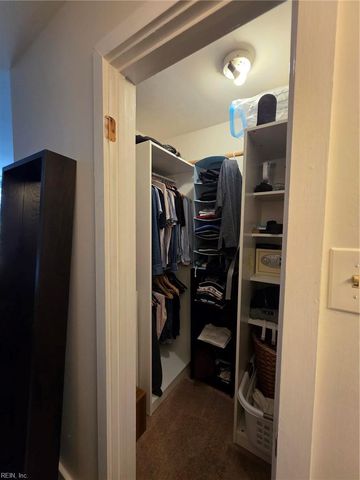 717 Botetourt GDNS, Norfolk, VA 23507