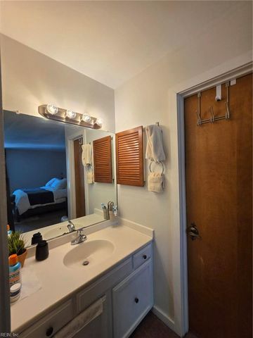 717 Botetourt GDNS, Norfolk, VA 23507