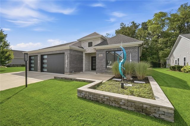 9493 Monaco Circle, Centerville, OH 45458