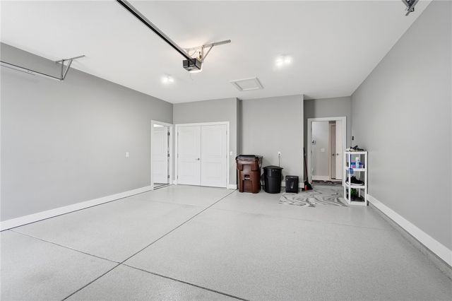 9493 Monaco Circle, Centerville, OH 45458