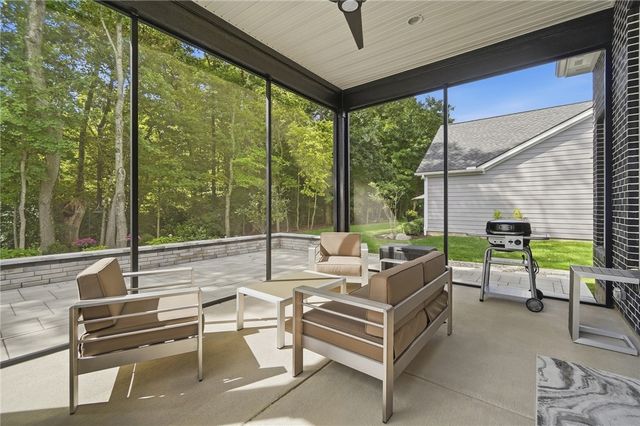 9493 Monaco Circle, Centerville, OH 45458