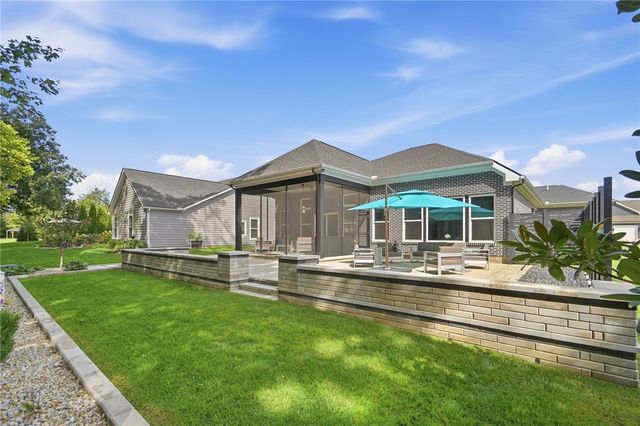 9493 Monaco Circle, Centerville, OH 45458