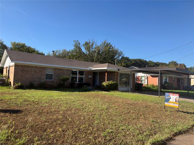 1608 Edgemont Drive, Mesquite, TX 75149