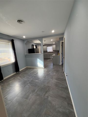 1608 Edgemont Drive, Mesquite, TX 75149