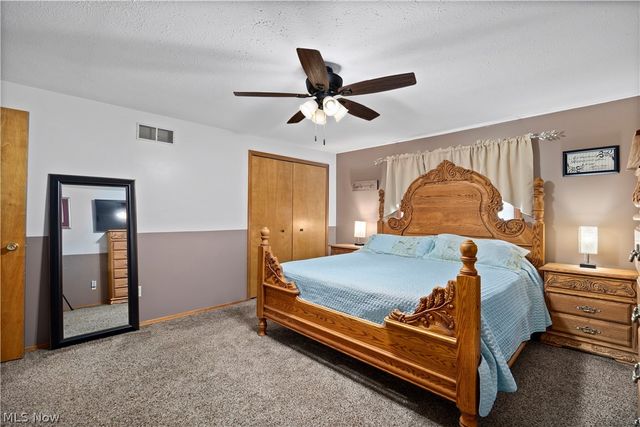 923 Hillside Drive, Amherst, OH 44001