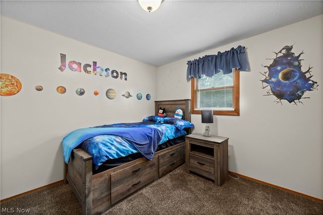 923 Hillside Drive, Amherst, OH 44001