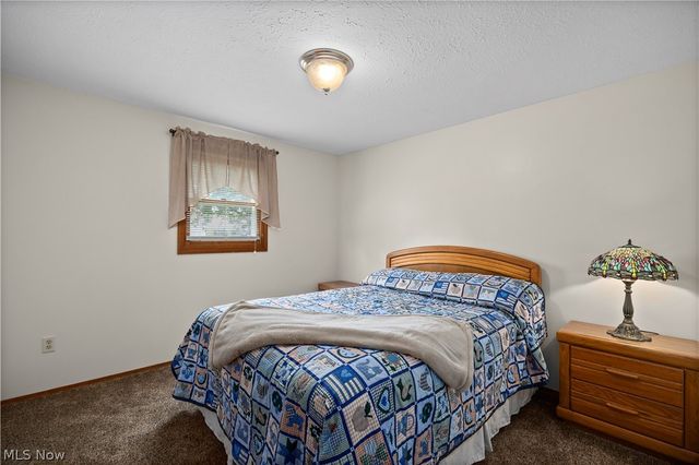 923 Hillside Drive, Amherst, OH 44001