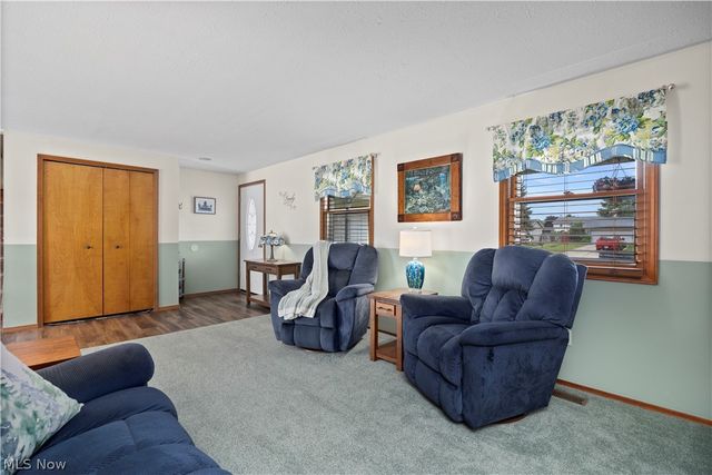 923 Hillside Drive, Amherst, OH 44001