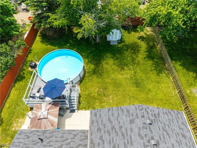 923 Hillside Drive, Amherst, OH 44001