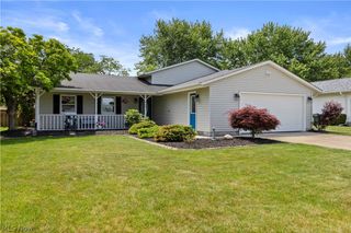 923 Hillside Drive, Amherst, OH 44001