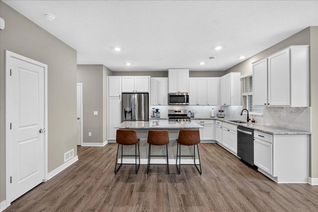 6420 Genevieve Trail S, Cottage Grove, MN 55016