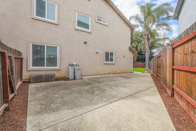 3355 Calla Lily Way, Sacramento, CA 95833