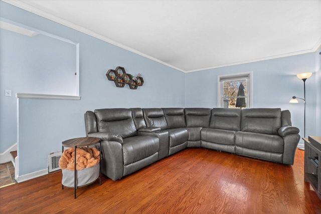 2858 S 53rd STREET, Milwaukee, WI 53219