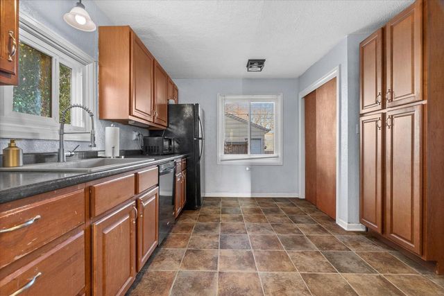 2858 S 53rd STREET, Milwaukee, WI 53219