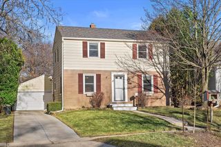 2858 S 53rd STREET, Milwaukee, WI 53219