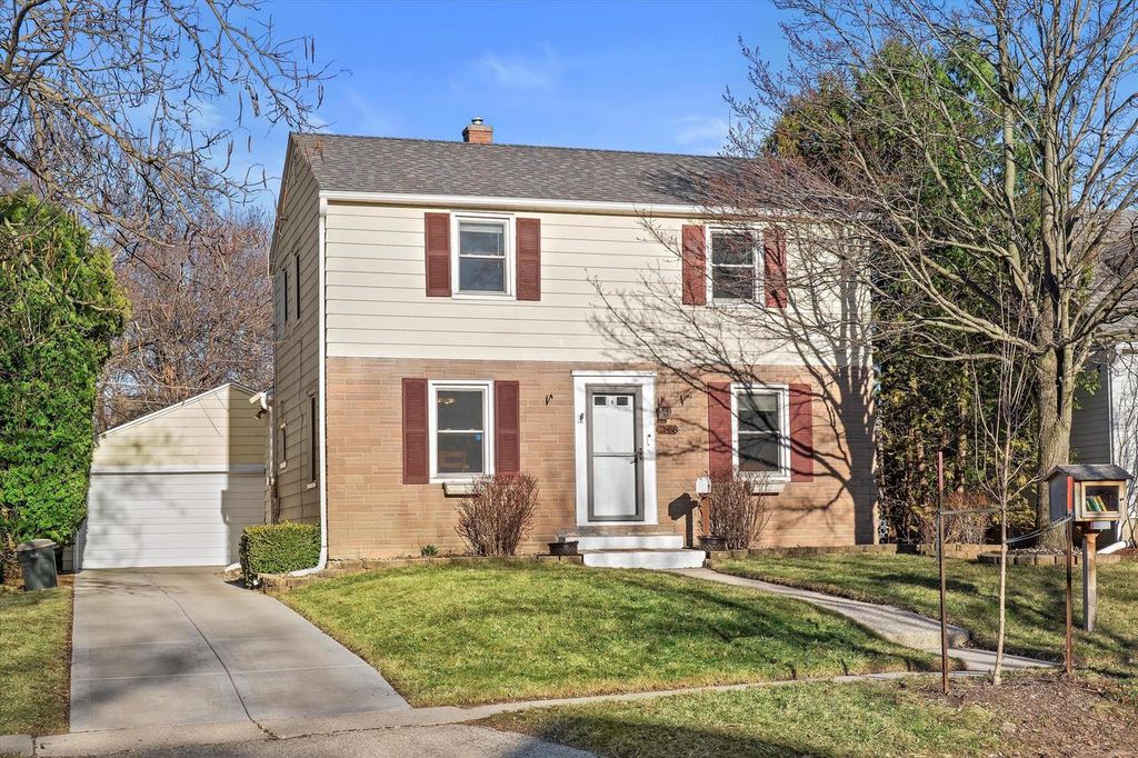 2858 S 53rd STREET, Milwaukee, WI 53219