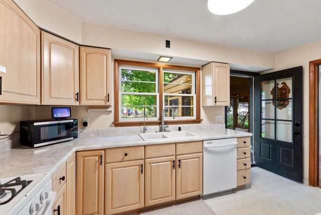 409 Breezy STREET, Delavan, WI 53115