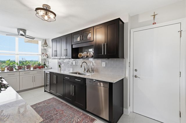 1401 S Ocean Drive Ph4, Hollywood, FL 33019
