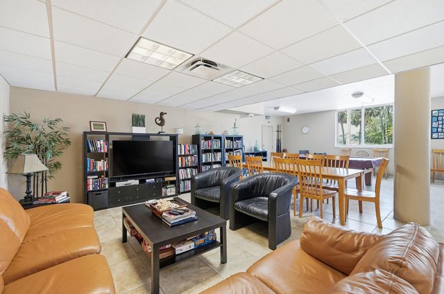 1401 S Ocean Drive Ph4, Hollywood, FL 33019