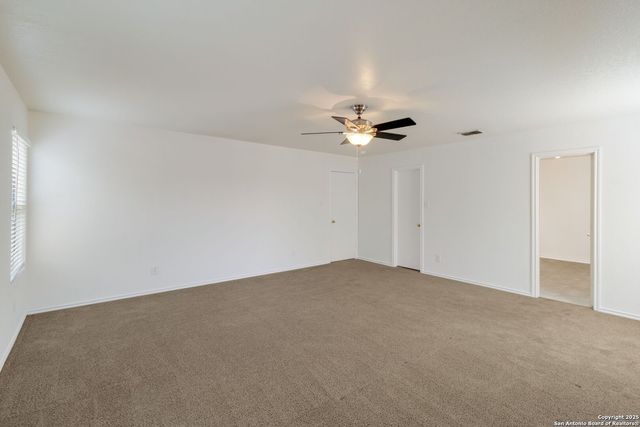 9423 MARAVAL CRK, San Antonio, TX 78245
