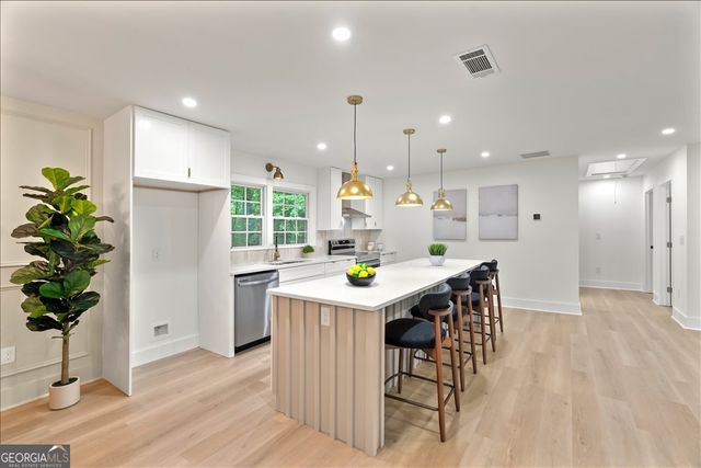 39 Anita Place SE, Mableton, GA 30126